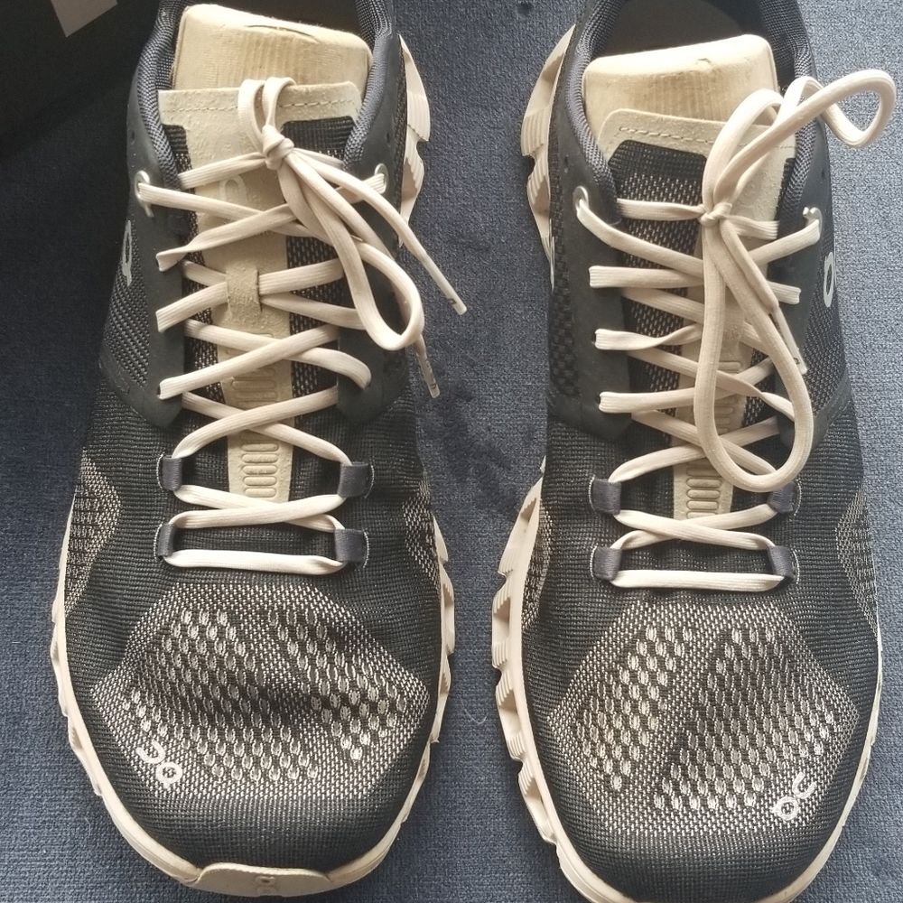 Like new black and pearl women's On Cloud X running shoes size US 10.5